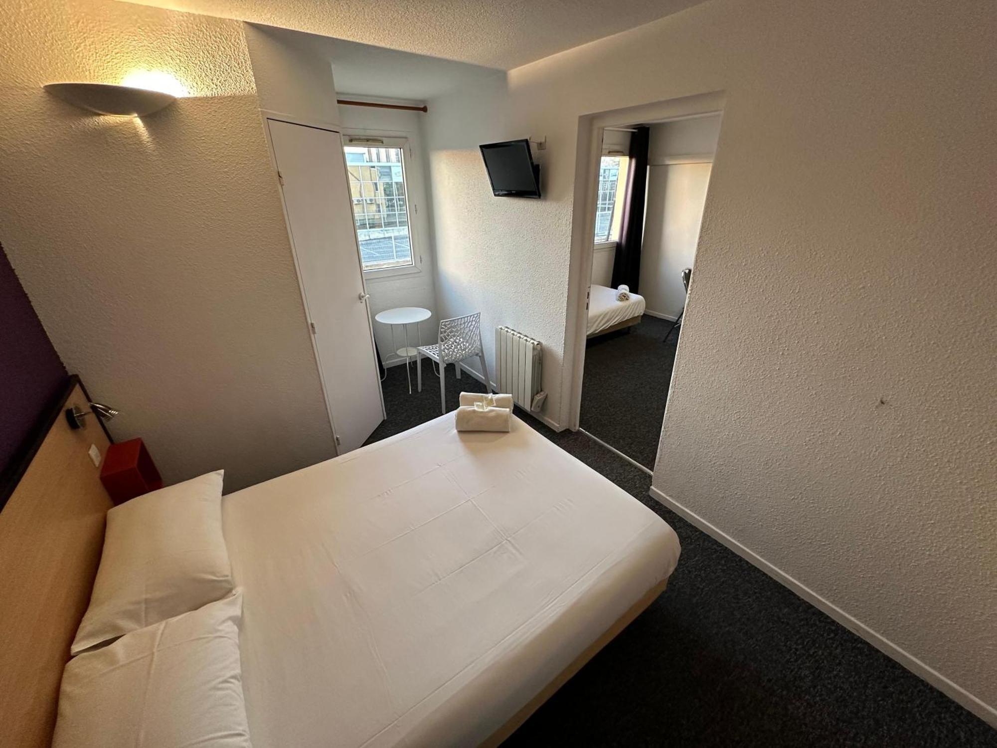 L'Escale D'Ales Hotel Экстерьер фото