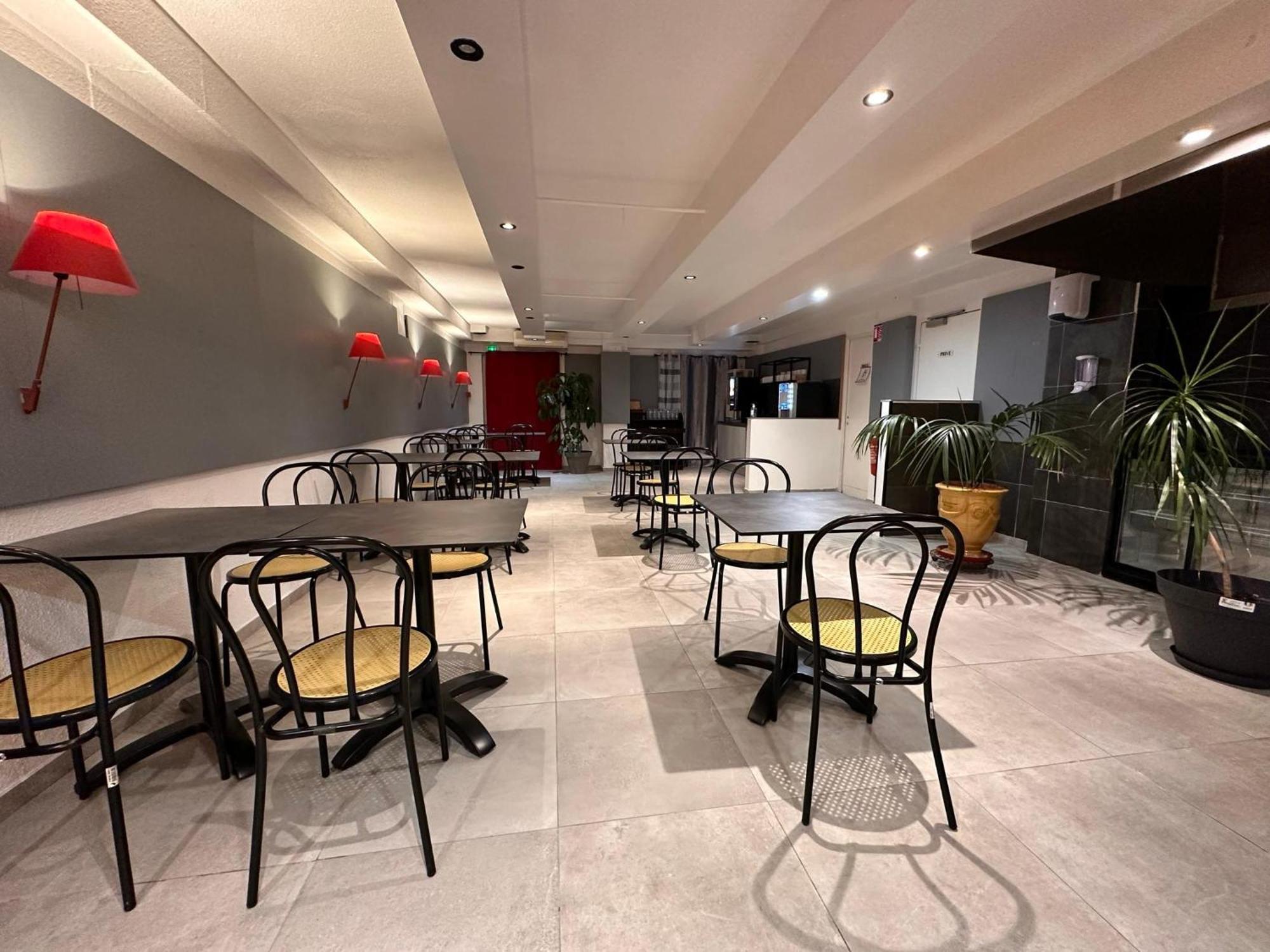 L'Escale D'Ales Hotel Экстерьер фото