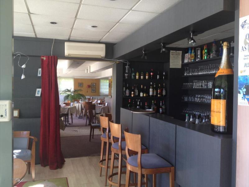 L'Escale D'Ales Hotel Экстерьер фото